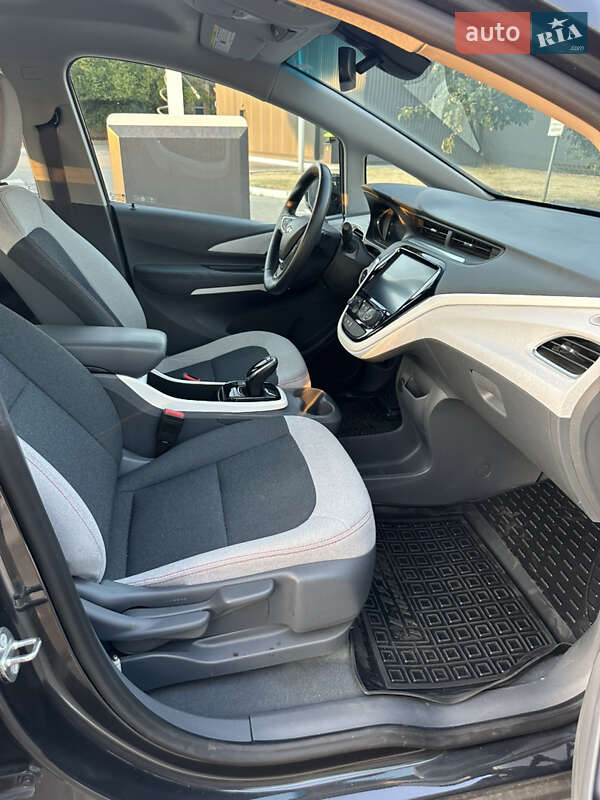 Хэтчбек Chevrolet Bolt EV 2017 в Одессе