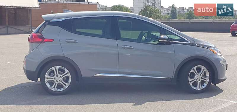 Хэтчбек Chevrolet Bolt EV 2020 в Киеве фото 2 Хэтчбек Chevrolet Bolt EV 2020 в Киеве