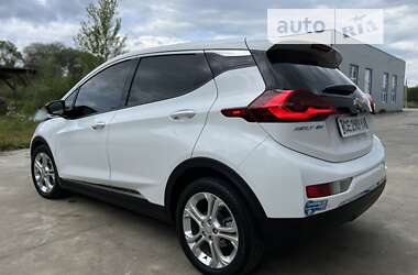 Хэтчбек Chevrolet Bolt EV 2020 в 