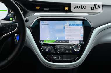 Хэтчбек Chevrolet Bolt EV 2020 в 
