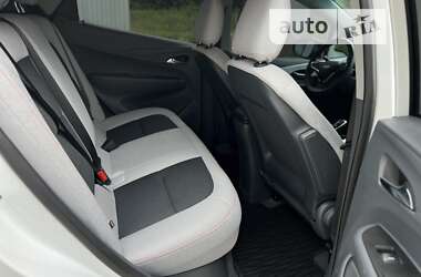 Хэтчбек Chevrolet Bolt EV 2020 в 
