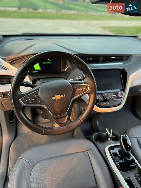 Хэтчбек Chevrolet Bolt EV 2018 в Самборе