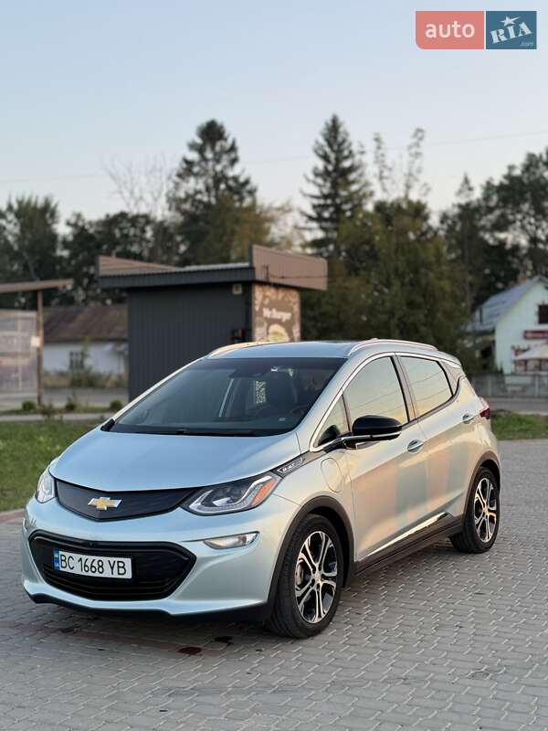 Хэтчбек Chevrolet Bolt EV 2018 в Самборе