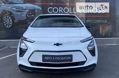 Хэтчбек Chevrolet Bolt EV 2023 в 