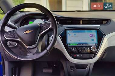 Хетчбек Chevrolet Bolt EV 2017 в 