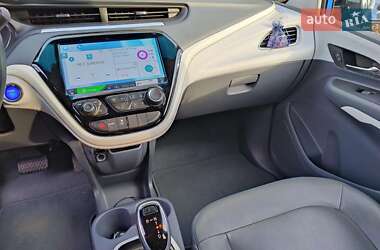 Хетчбек Chevrolet Bolt EV 2017 в 