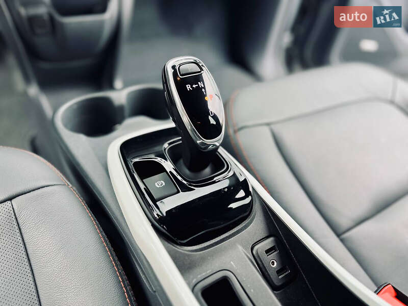Хэтчбек Chevrolet Bolt EV 2019 в Черкассах фото 30 Хэтчбек Chevrolet Bolt EV 2019 в Черкассах