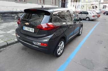 Хэтчбек Chevrolet Bolt EV 2017 в 