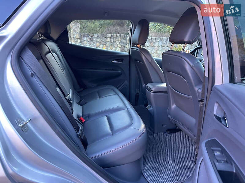 Хэтчбек Chevrolet Bolt EV 2018 в Калуше