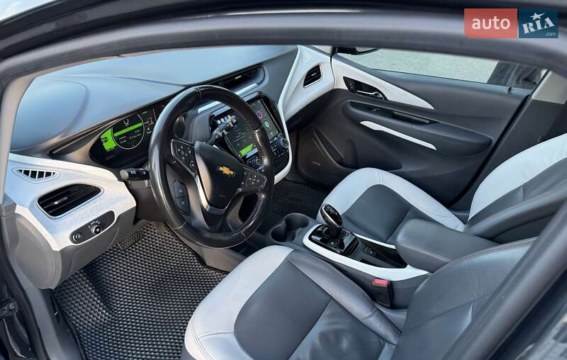 Хэтчбек Chevrolet Bolt EV 2021 в Виннице