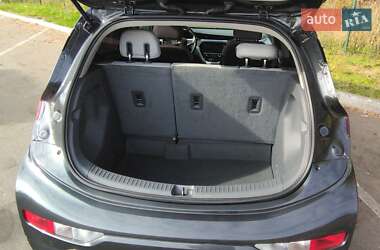 Хэтчбек Chevrolet Bolt EV 2021 в 