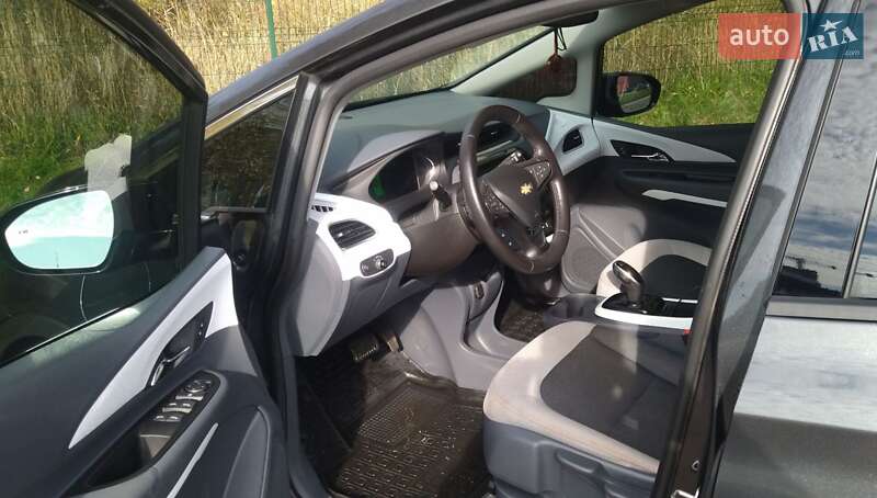Хэтчбек Chevrolet Bolt EV 2021 в Киеве фото 11 Хэтчбек Chevrolet Bolt EV 2021 в Киеве