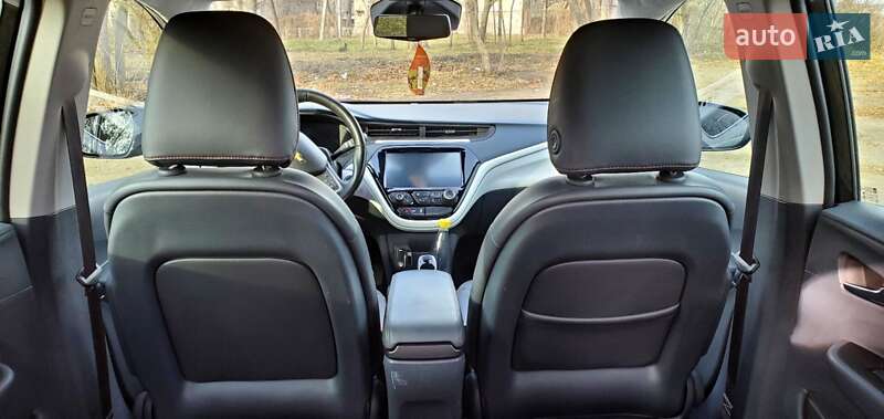 Хэтчбек Chevrolet Bolt EV 2017 в Чугуеве