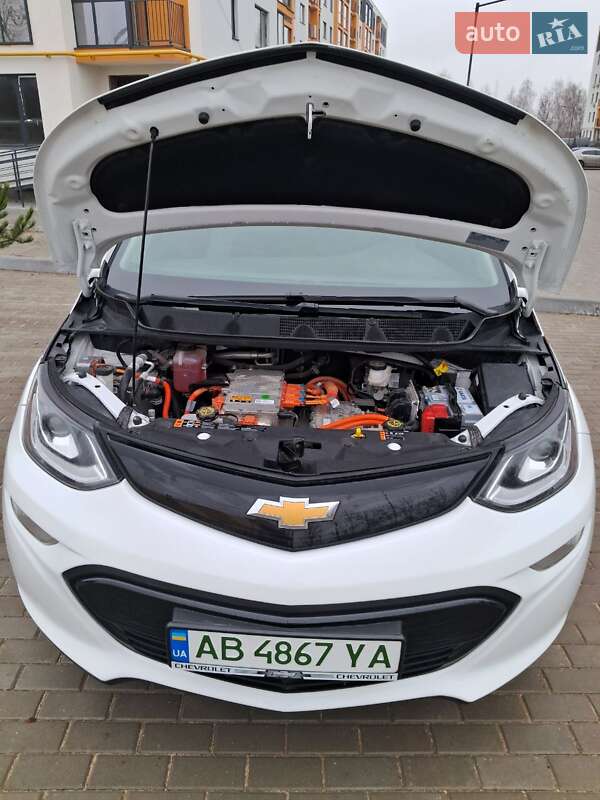 Хэтчбек Chevrolet Bolt EV 2020 в Виннице
