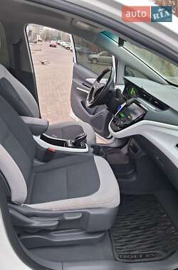 Хэтчбек Chevrolet Bolt EV 2020 в 