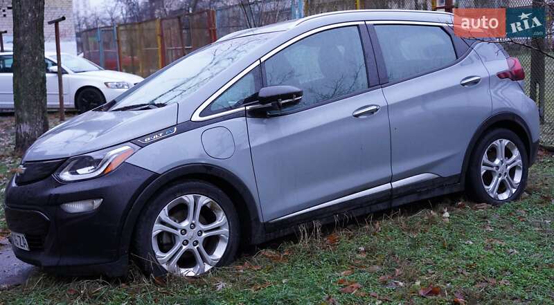 Хэтчбек Chevrolet Bolt EV 2018 в Киеве фото 2 Хэтчбек Chevrolet Bolt EV 2018 в Киеве