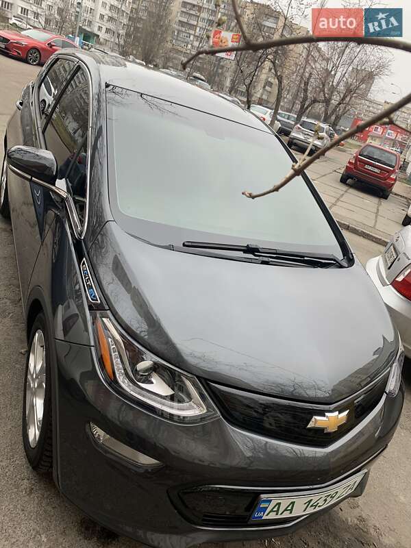Хэтчбек Chevrolet Bolt EV 2017 в Киеве