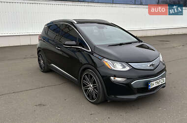 Хэтчбек Chevrolet Bolt EV 2018 в 