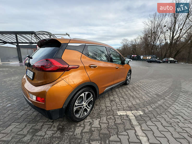 Хэтчбек Chevrolet Bolt EV 2017 в Хмельницком