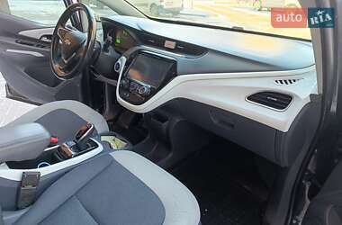 Хетчбек Chevrolet Bolt EV 2021 в 