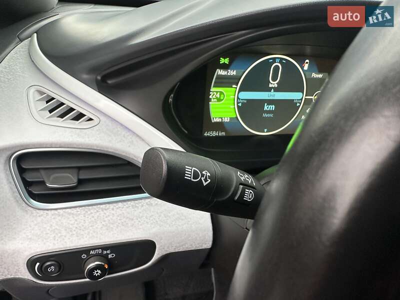 Хэтчбек Chevrolet Bolt EV 2020 в Ровно фото 46 Хэтчбек Chevrolet Bolt EV 2020 в Ровно