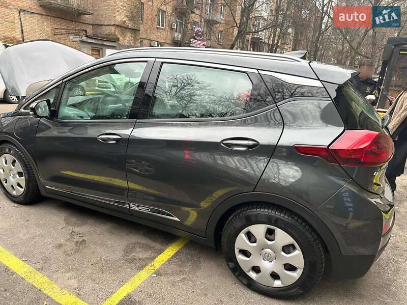 Хетчбек Chevrolet Bolt EV 2018 в Чернігові