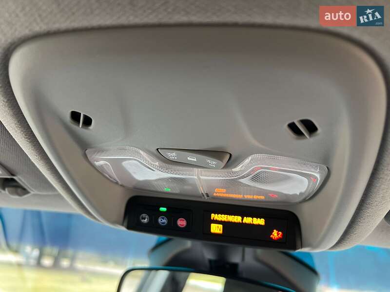 Хэтчбек Chevrolet Bolt EV 2023 в Ровно