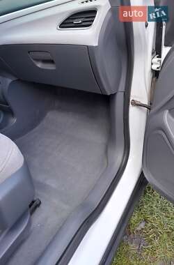 Хэтчбек Chevrolet Bolt EV 2017 в 