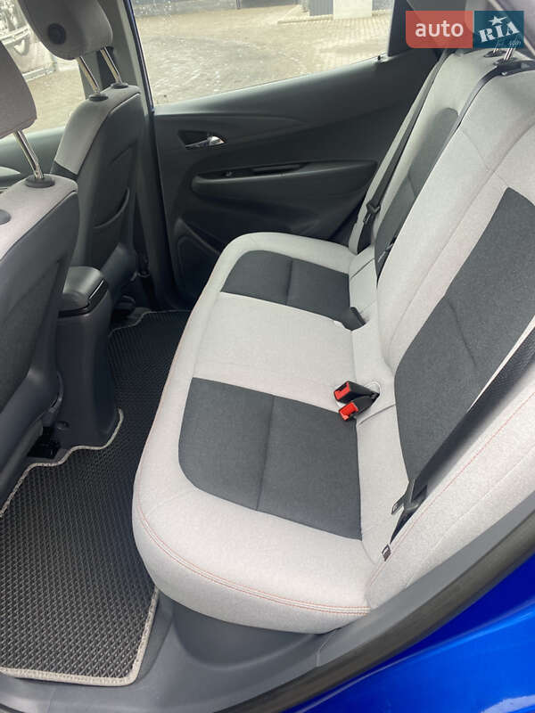 Хетчбек Chevrolet Bolt EV 2020 в Здолбуніві
