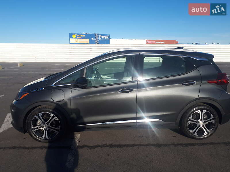 Хэтчбек Chevrolet Bolt EV 2021 в Львове