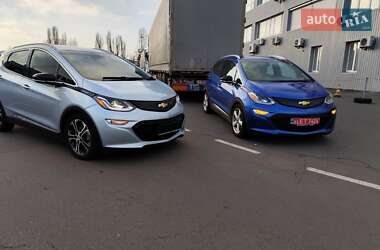 Хэтчбек Chevrolet Bolt EV 2018 в 