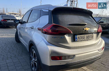 Хэтчбек Chevrolet Bolt EV 2017 в 