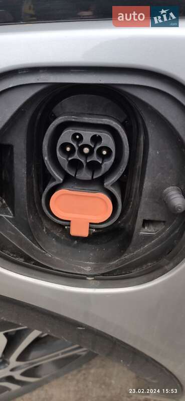 Хэтчбек Chevrolet Bolt EV 2020 в Днепре фото 26 Хэтчбек Chevrolet Bolt EV 2020 в Днепре