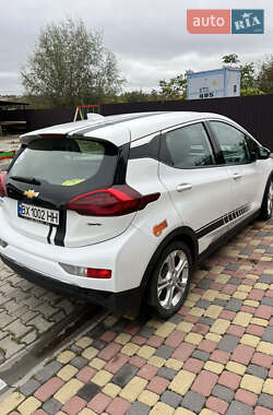 Хэтчбек Chevrolet Bolt EV 2020 в 