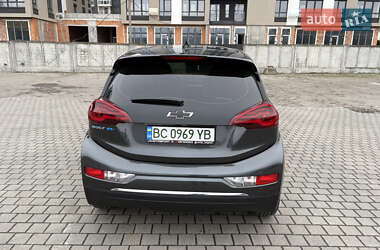 Хэтчбек Chevrolet Bolt EV 2020 в 