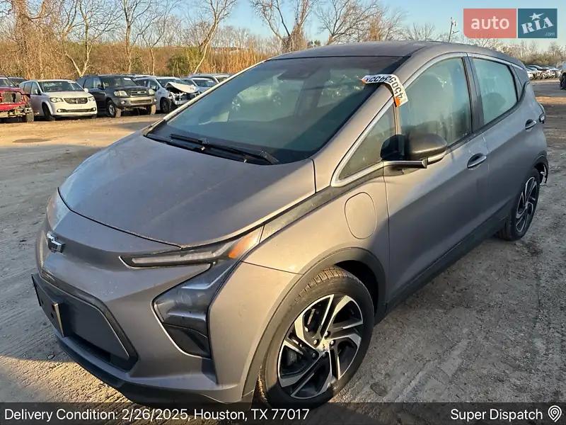 Хэтчбек Chevrolet Bolt EV 2022 в 