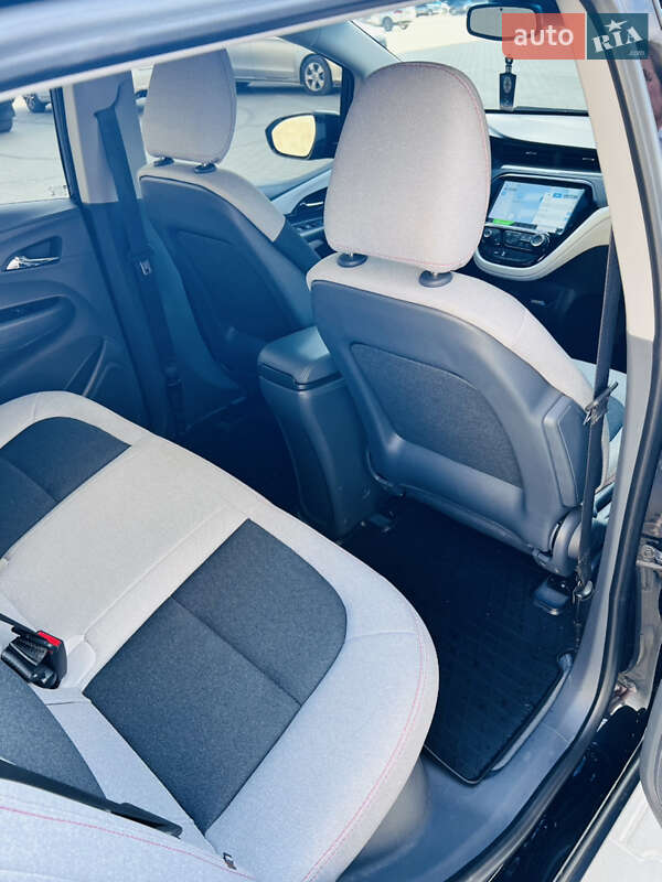 Хетчбек Chevrolet Bolt EV 2018 в Тернополі