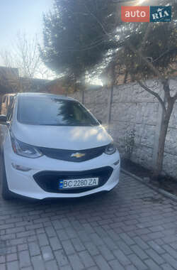 Хэтчбек Chevrolet Bolt EV 2017 в 