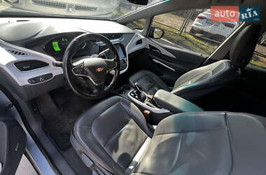 Хетчбек Chevrolet Bolt EV 2017 в 