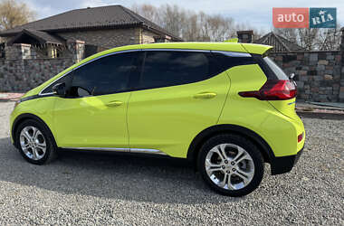 Хэтчбек Chevrolet Bolt EV 2019 в 