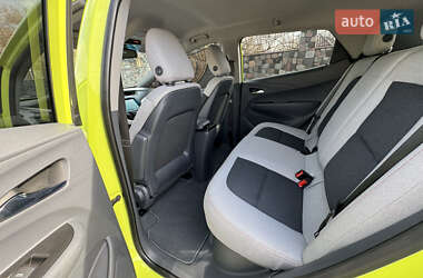 Хэтчбек Chevrolet Bolt EV 2019 в 