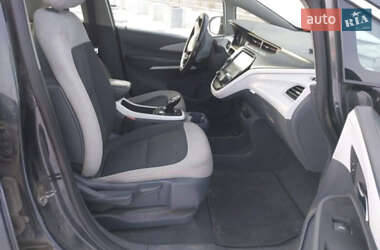 Хэтчбек Chevrolet Bolt EV 2018 в 