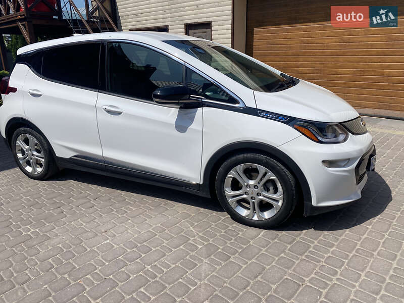 Хетчбек Chevrolet Bolt EV 2017 в Тернополі