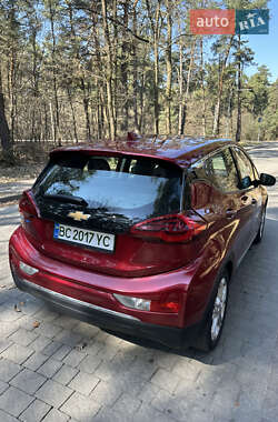 Хэтчбек Chevrolet Bolt EV 2021 в 
