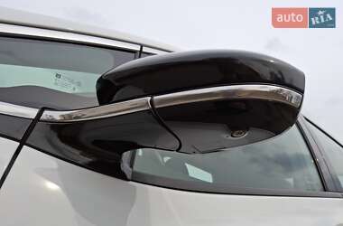 Хэтчбек Chevrolet Bolt EV 2023 в 