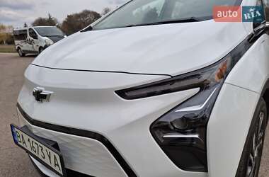 Хэтчбек Chevrolet Bolt EV 2023 в 