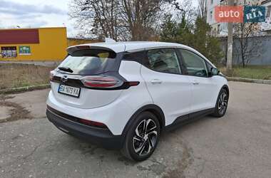 Хэтчбек Chevrolet Bolt EV 2023 в 