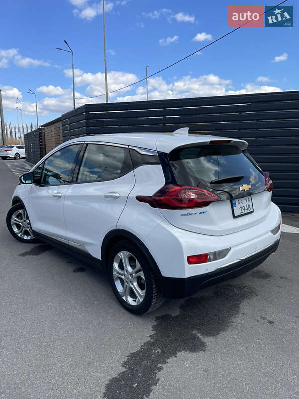 Хетчбек Chevrolet Bolt EV 2017 в Києві