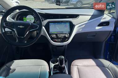 Хэтчбек Chevrolet Bolt EV 2021 в 