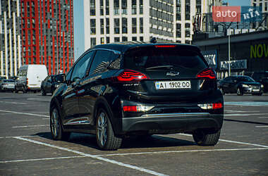 Хетчбек Chevrolet Bolt EV 2020 в 